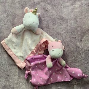 5/$15🎀 Set of two lovies